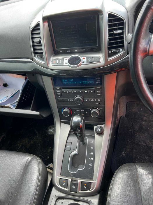 Dezmembrez chevrolet captiva 2.2cdti cod LNQ,Z22D1 FARURI XENON