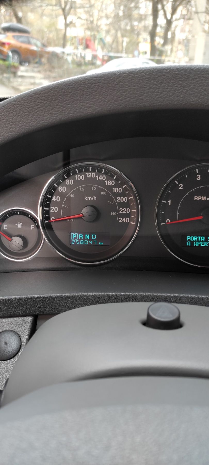 Продавам Jeep Grand Cherokee 3.0 CRD