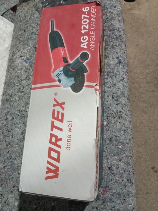 Продам болгарку wortex 125