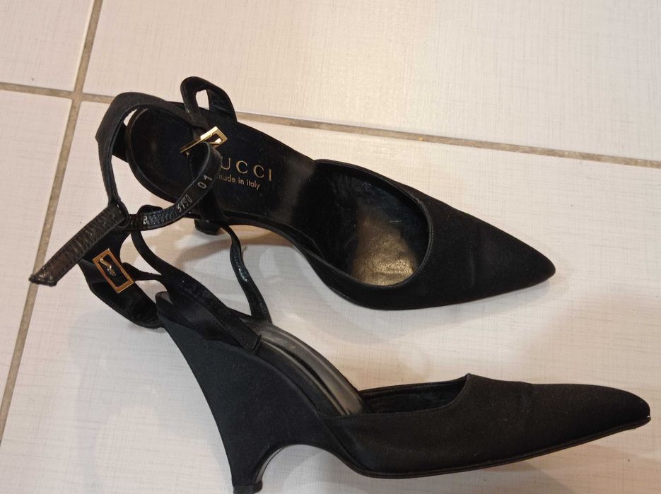 Уникални обувки GUCCI