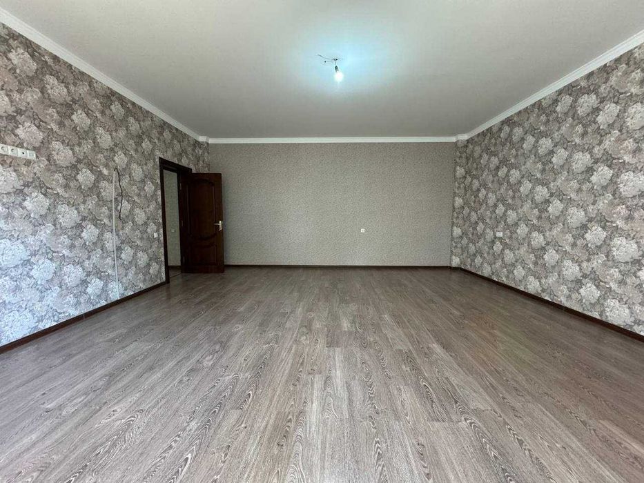 3-х комнатная в Новостройке клиника Федоровича ID: 4007