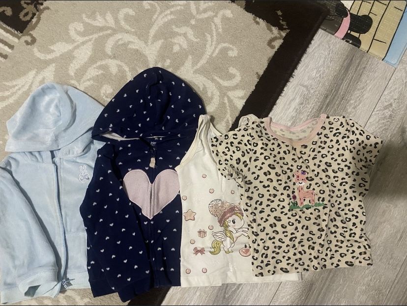 Отдам бесплатно детские вещи на девочку