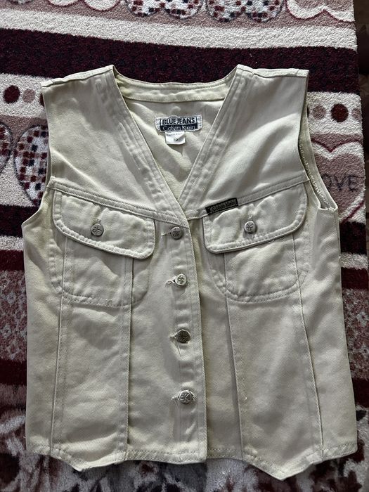 продам джинсовый жилет