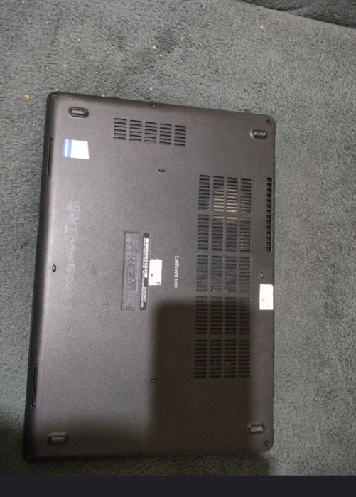 Leptop. Dell i5 7300u