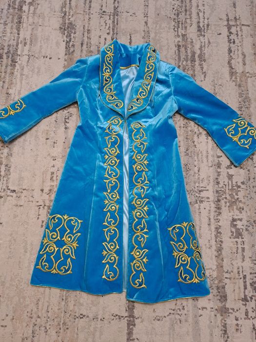 Красивый камзол.