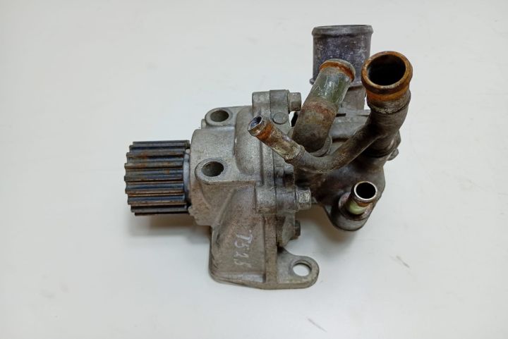 Pompa apa 2.5 tdi Volkswagen VW Transporter T5