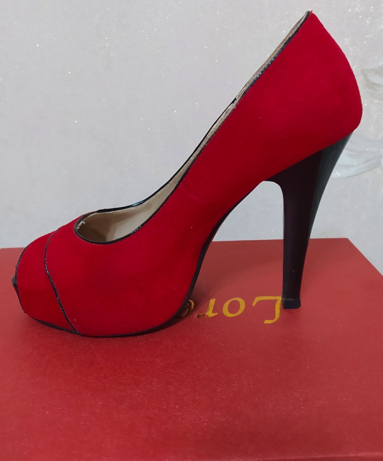 Туфли женские, красные, размер 37