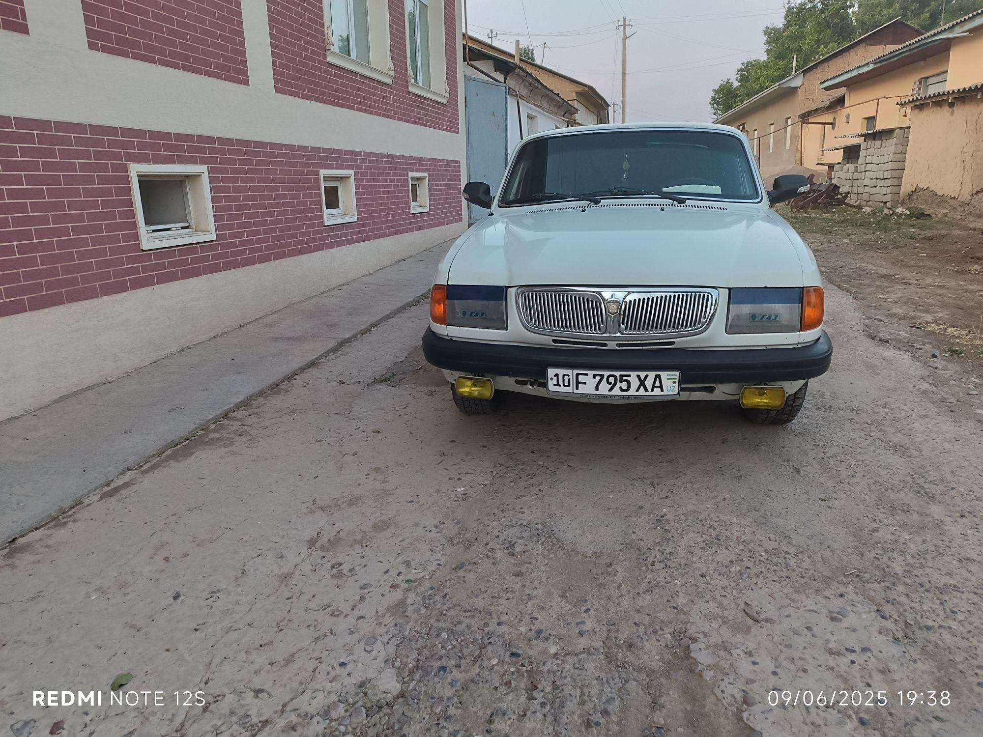 Volga Gaz 3110 sotiladi