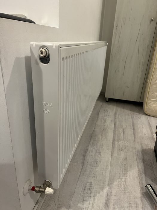 Calorifer Mastas - Korado 1600 x 600 22PKKP