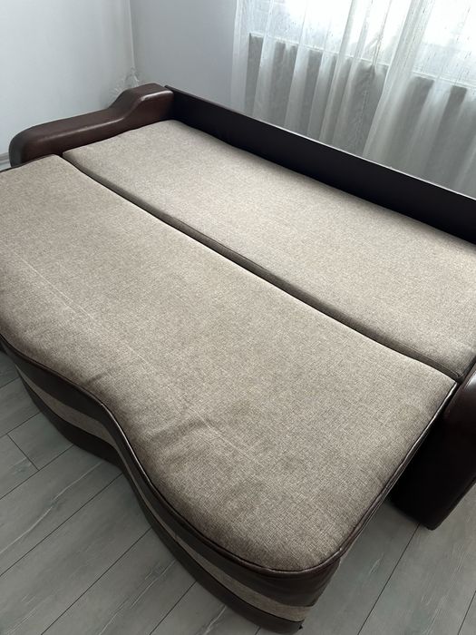 Canapea extensibila