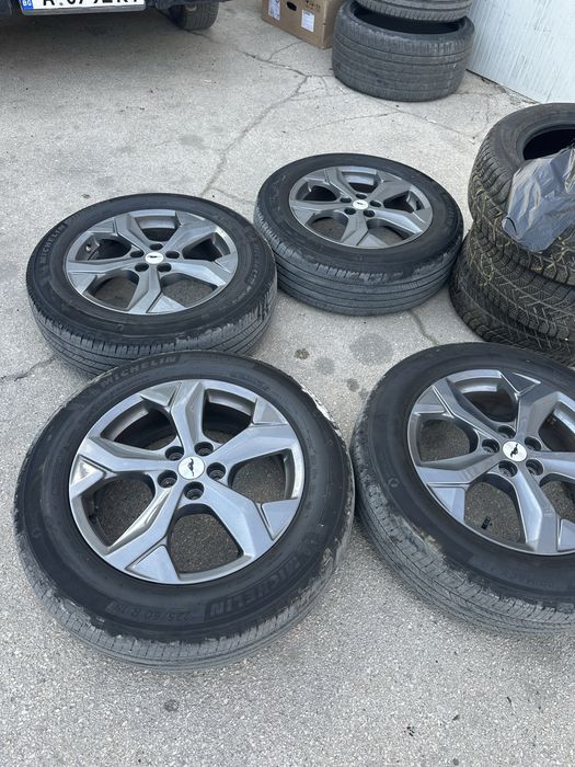 18’ Отигинални алуминиеви джанти с гуми за Mustang Mach E