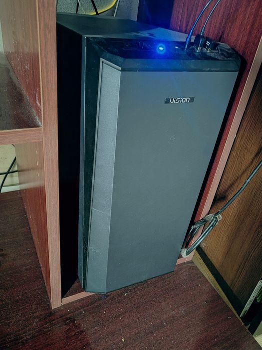 PC Gaming  i5 10600KF  GTX 1070 8GB  32GB RAM  1TB SSD  Ca nou