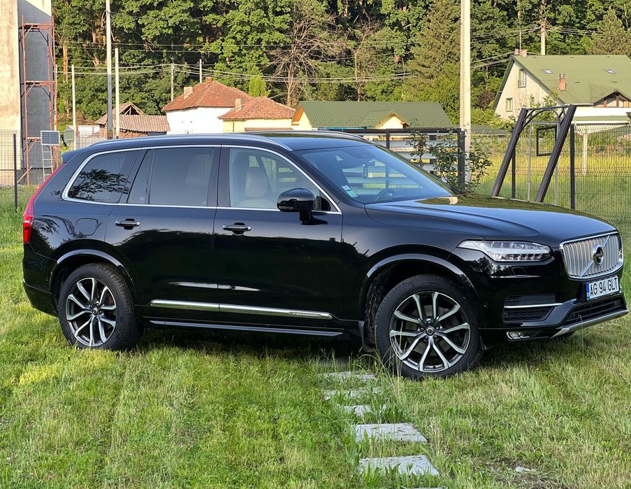 Volvo XC 90 INSCRIPTION

2.0 Diesel 225 cp 2016 D5 AWD (4x4) 7 Locuri