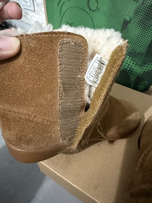 Ghetute ugg copii masura 27.5 / size 9uk