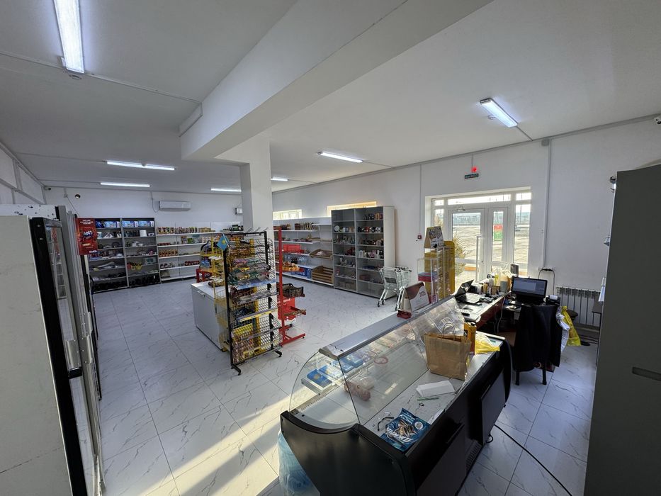 Сдается в аренду магазин продуктовый