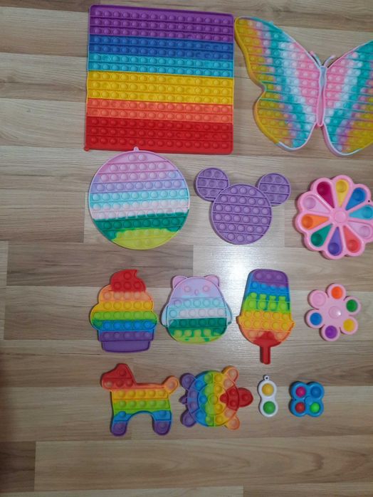 Pop it curcubeu mare