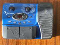 Behringer X-Vamp LX1-X