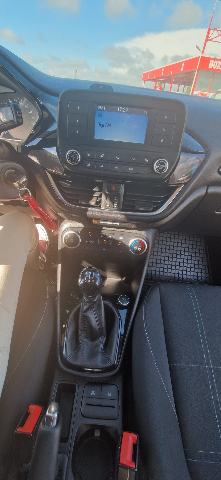 Ford Fiesta 2018 variante sau schimb