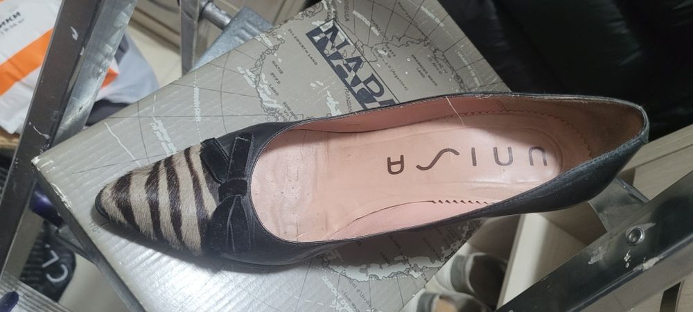 Туфли кожанные женские, и много другой обуви на 37,39 размеры,