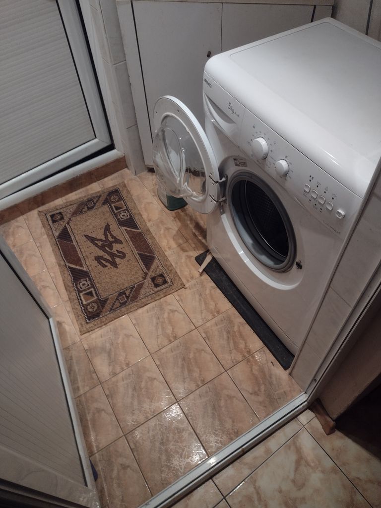 Продава се Къща в Нови пазар - 190 кв.м за 553 €/кв.м - Снимка #10