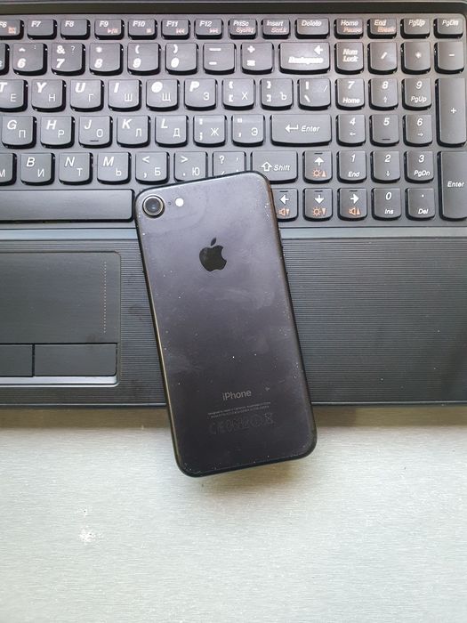 iPhone 7 (Black) Sotiladi 32GB/100%/iCloud Yo'q Tozza. Xolati O'rta
