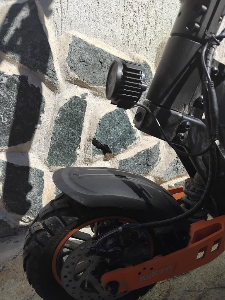 Продавам kukirin g2max