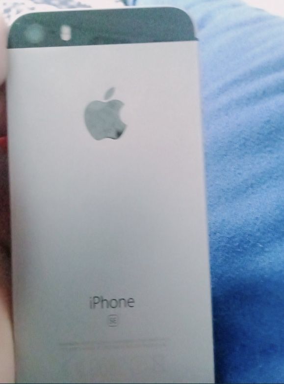 iphone se 16гб хороши