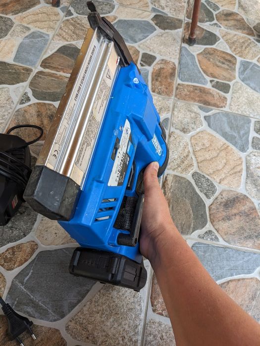 Pistol cuie și capse Draper profesional