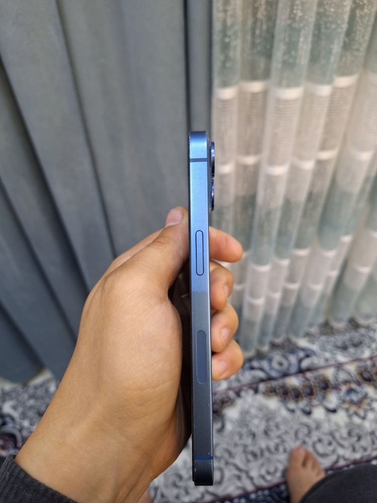 Iphone 13 holati zor