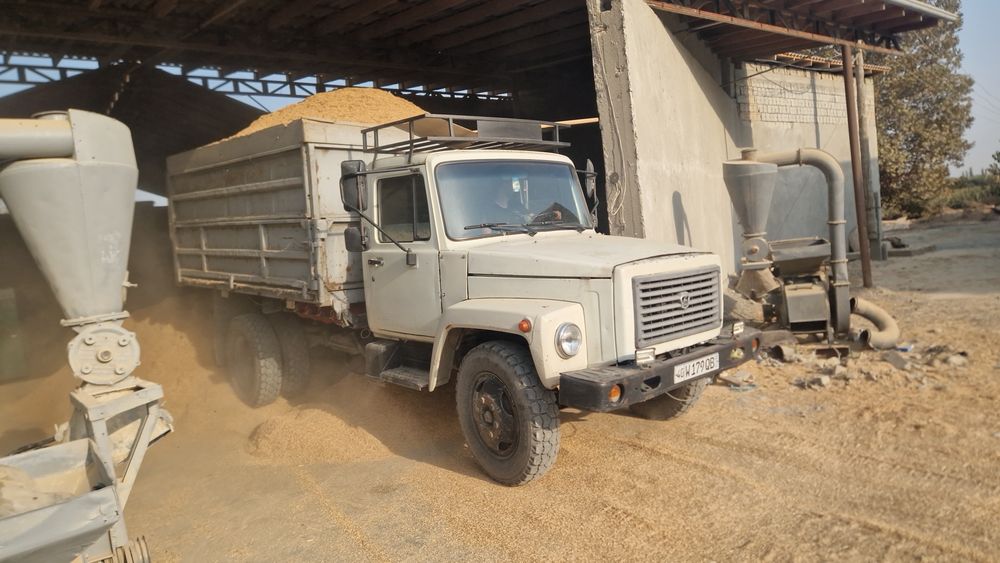 Gaz 3307 sotiladi