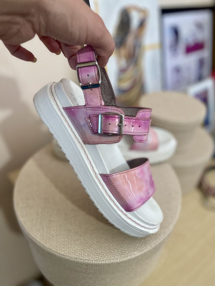 Детски сандали Steve Madden