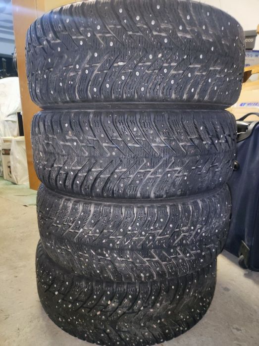 4 шины Nokian Hakkapeliitta 8.   Размер 205/55/16