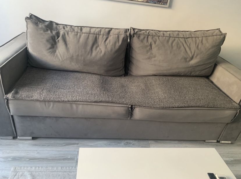 Продам диван серого цвета