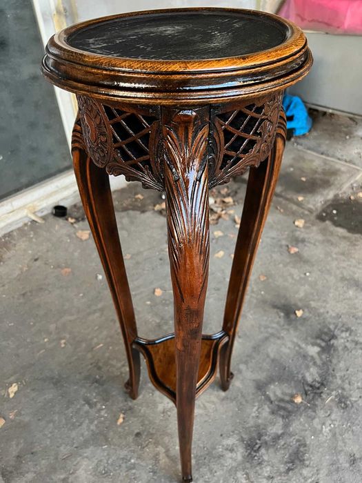 Piedestal Baroc,recent restaurat!