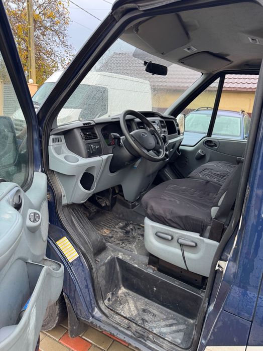 Ford tranzit 2.2