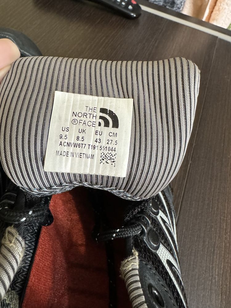Кроссовки мужские north face