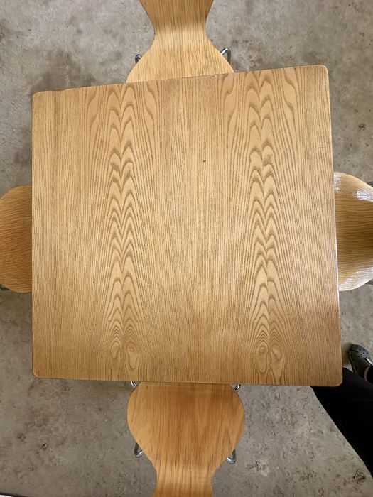 Камлект стул со стульями