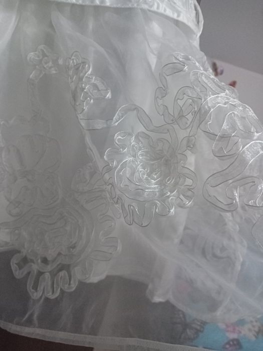 Rochita pt serbarea plus un lot foarte mare de haine