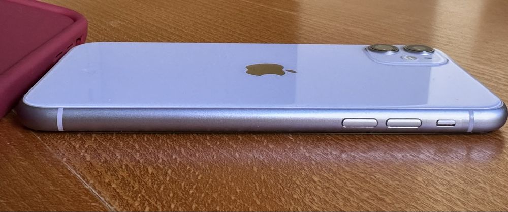 iPhone 11 (128GB, Лилав)