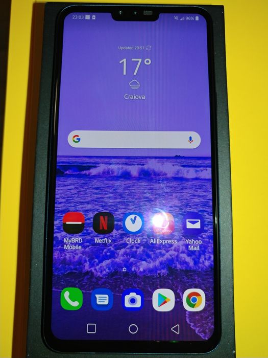 Lg V40 Thinq- 128 GB, display P-OLED, ca NOU!