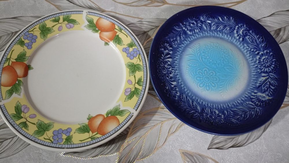 Цена за два! Ляганы по 25 см ( большая тарелка)