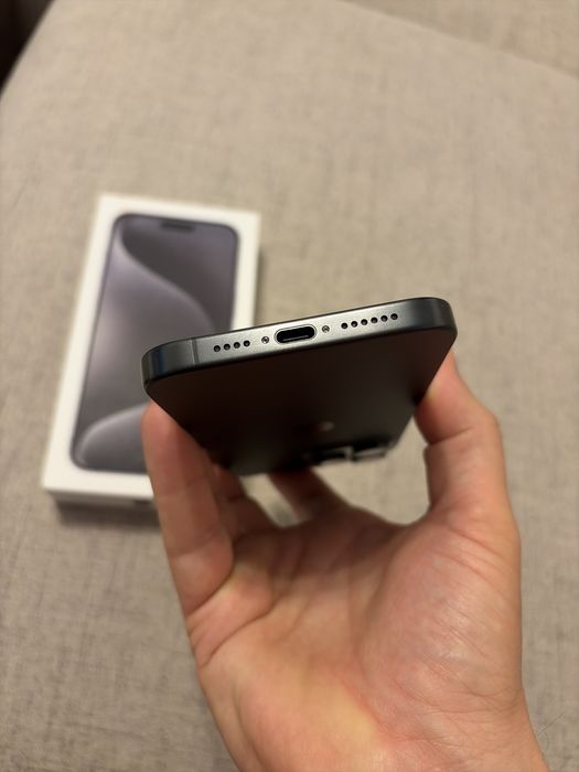 iphone 15 pro max 256gb black titanium, ca nou, ,baterie 93%