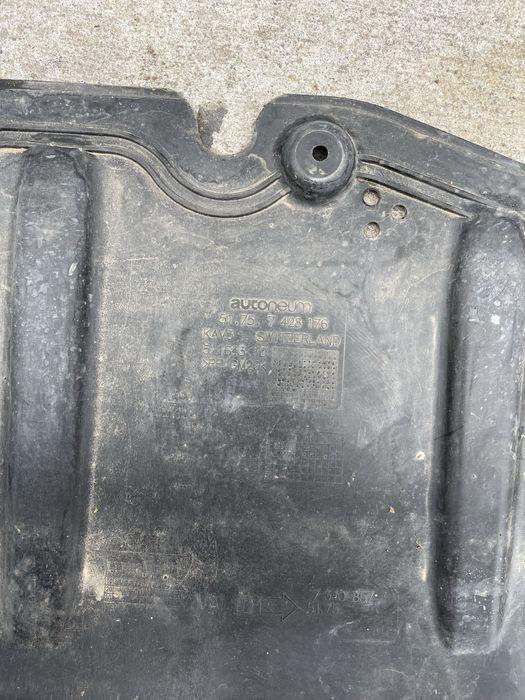 Vand scut motor g21 g20 cutie set scuturi sub bara