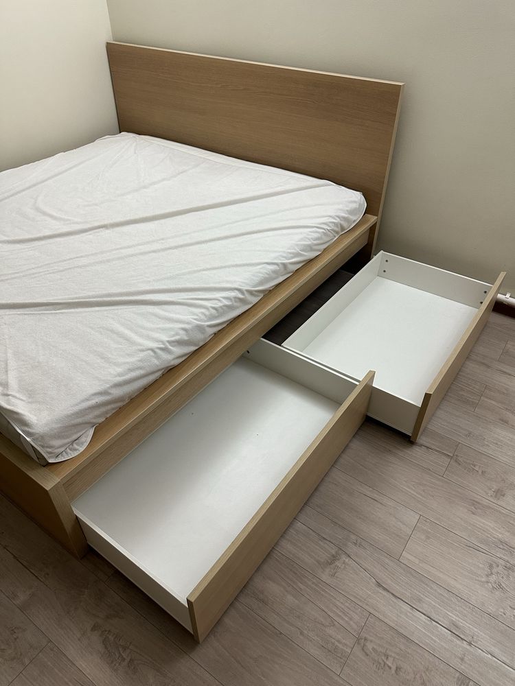 Продается кровать IKEA