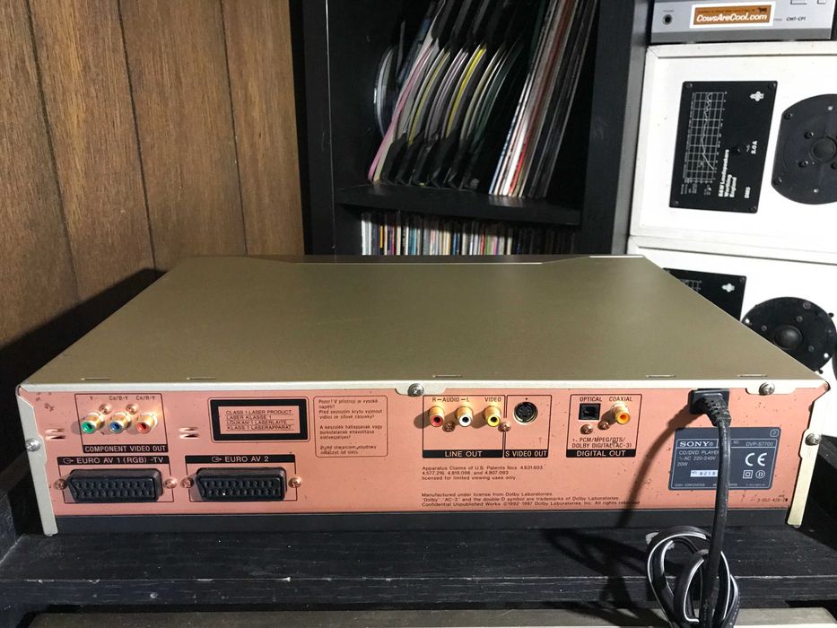 Sony DVP-S 7700es sampanie