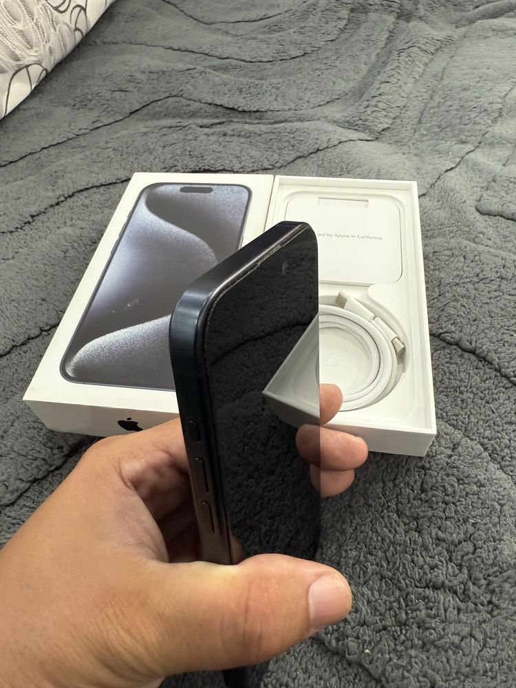 Iphone 15 pro 256GB Blue titanium + кейс