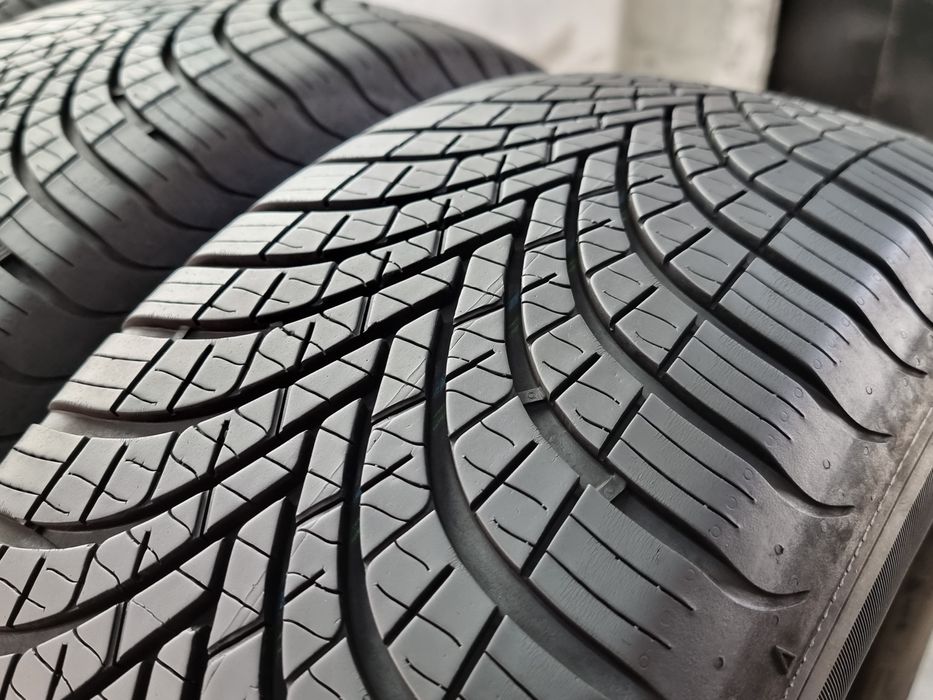 "Dot24" 215/65/16 Dunlop 4Броя: 450лв 6.8мм всесезонни гуми