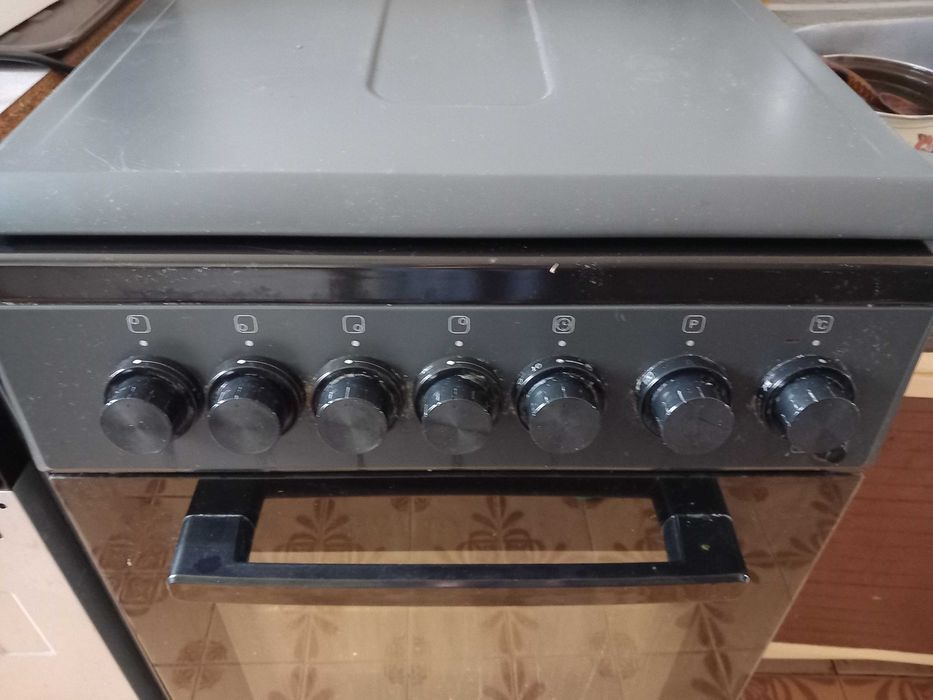 Vand aragaz Arctic negru