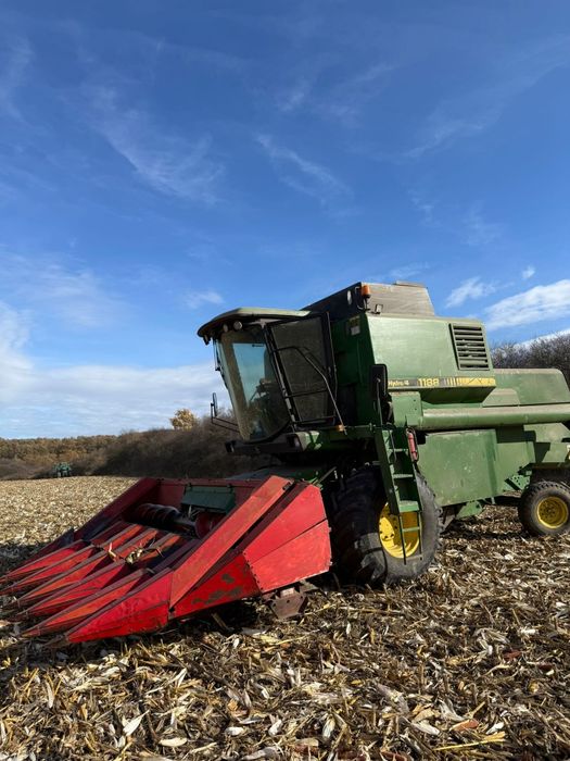 Combina John Deere