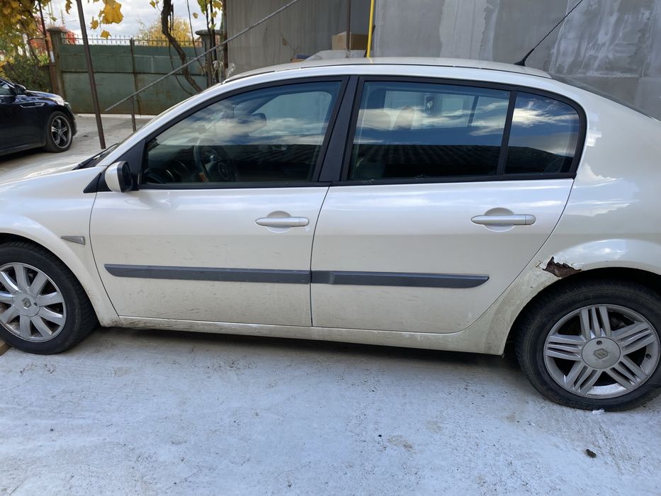 Vand masina renault megan
